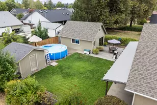 854 Delsie Dr, Grants Pass, OR 97527 - Photo 22