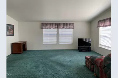 15311 Pioneer Road, Klamath Falls, OR 97601 - Photo 18