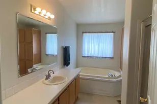 15311 Pioneer Rd, Klamath Falls, OR 97601 - Photo 38