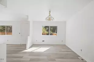 5189 Riverbanks Rd, Grants Pass, OR 97527 - Photo 10