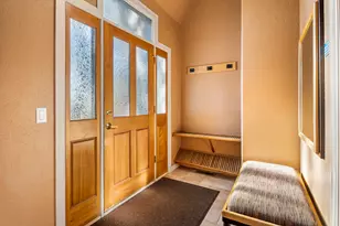 57082 Peppermill Cir, Sunriver, OR 97707 - Photo 4