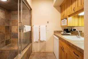 57082 Peppermill Cir, Sunriver, OR 97707 - Photo 8
