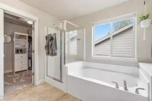 466 NW Flagline Dr, Bend, OR 97703 - Photo 30