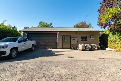 1108 E Jackson Street, Medford, OR 97504 - Photo 16