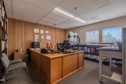 1120 E Jackson Street, Medford, OR 97504 - Photo 8