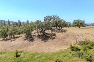 688 Worthington Rd, Eagle Point, OR 97524 - Photo 52