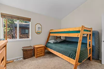 56860 Enterprise Drive # H1, Sunriver, OR 97707 - Photo 16