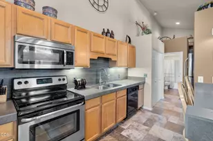 56860 Enterprise Dr, Sunriver, OR 97707 - Photo 8