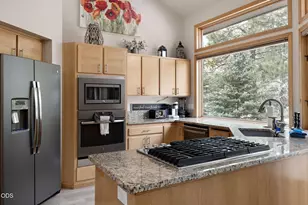 17926 Playoff Ln, Sunriver, OR 97707 - Photo 10