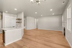 3687 Luchu St, Medford, OR 97504 - Photo 8