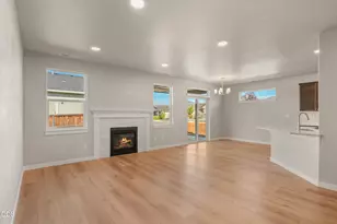 3687 Luchu St, Medford, OR 97504 - Photo 6