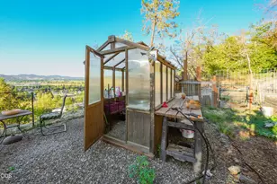 466 Laurel Dr, Roseburg, OR 97471 - Photo 60
