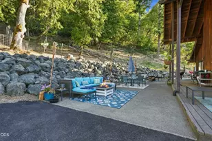 466 Laurel Dr, Roseburg, OR 97471 - Photo 52