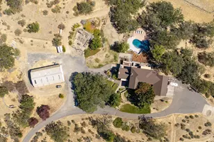 55 Pompadour Dr, Ashland, OR 97520 - Photo 2