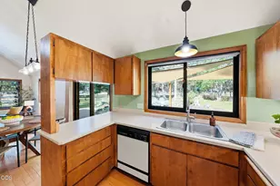 15762 Sage Woods Ln, Sisters, OR 97759 - Photo 18