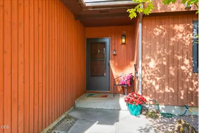 15762 Sage Woods Lane, Sisters, OR 97759 - Photo 4