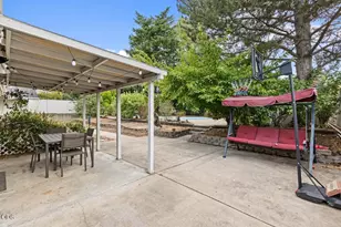 1000 La Loma Dr, Medford, OR 97504 - Photo 26