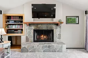 16932 Ponderosa Cascade Dr, Bend, OR 97703 - Photo 12