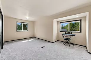16932 Ponderosa Cascade Dr, Bend, OR 97703 - Photo 30