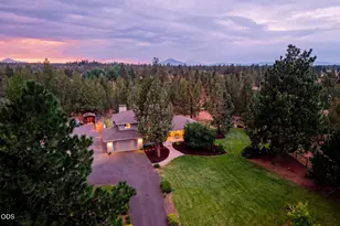 16932 Ponderosa Cascade Dr, Bend, OR 97703 - Photo 38