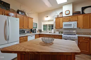 2579 Old Ferry Rd, Shady Cove, OR 97539 - Photo 12