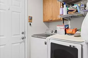 2360 Evan Wy, Central Point, OR 97502 - Photo 16