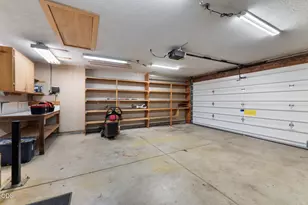 2740 Brae Dr, Medford, OR 97501 - Photo 24