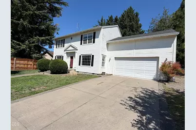 3223 Parkview Court, Medford, OR 97504 - Photo 2