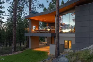 61865 Hosmer Lake Dr, Bend, OR 97702 - Photo 4