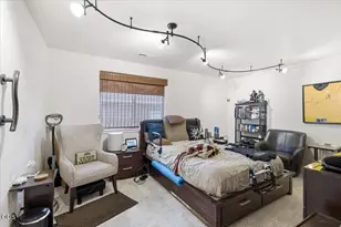 613 Nottingham Terrace, Eagle Point, OR 97524 - Photo 20