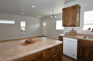 2649 NE Colleen Rd, Prineville, OR 97754 - Photo 6