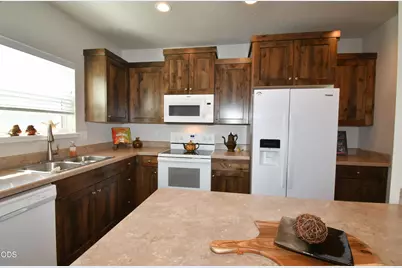 2649 NE Colleen Road, Prineville, OR 97754 - Photo 4