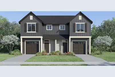 704 NW Walnut Avenue, Redmond, OR 97756 - Photo 1
