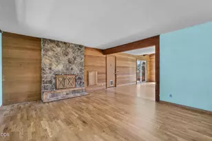 1351 NW Vicksburg Ave, Bend, OR 97703 - Photo 8