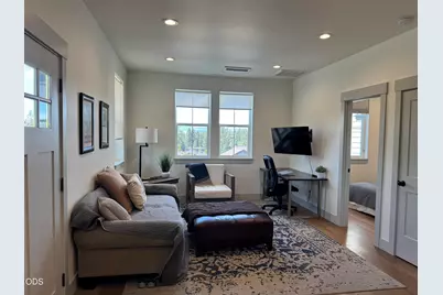 62677 NW Mehama Court, Bend, OR 97703 - Photo 50