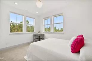 62677 NW Mehama Ct, Bend, OR 97703 - Photo 36