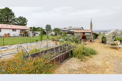 7432 NW Vista View Road, Prineville, OR 97754 - Photo 34