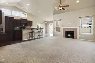 2447 NW Greenwood Ave, Redmond, OR 97756 - Photo 4