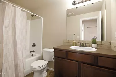 2447 NW Greenwood Avenue, Redmond, OR 97756 - Photo 10
