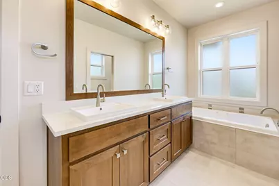 5609 Fallbrook Lane, Medford, OR 97504 - Photo 28