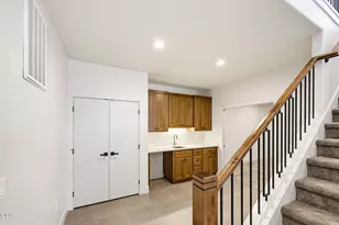 5609 Fallbrook Ln, Medford, OR 97504 - Photo 40