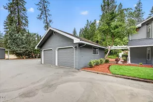 791 Oregon 238, Jacksonville, OR 97530 - Photo 42