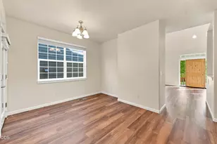 2526 NW Awbrey Rd, Bend, OR 97703 - Photo 16