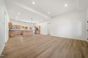 8111 SW High Cone Dr, Terrebonne, OR 97760 - Photo 6