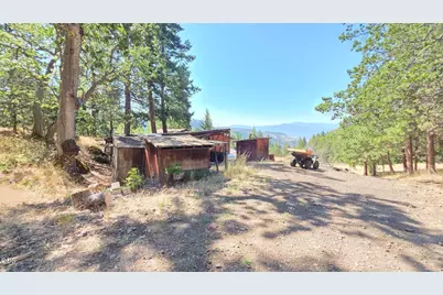 10001 Dead Indian Memorial Road, Ashland, OR 97520 - Photo 6