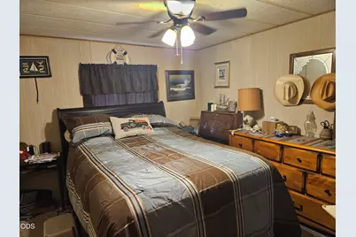 4425 W Main Street #SPC 31, Medford, OR 97501 - Photo 10