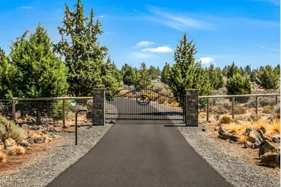 60870 Billadeau Road, Bend, OR 97702 - Photo 2