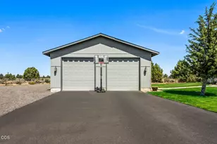 60870 Billadeau Rd, Bend, OR 97702 - Photo 16