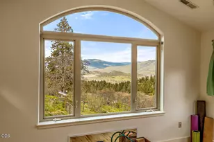 2260 Old Hwy 99 S, Ashland, OR 97520 - Photo 16