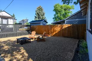736 SW 10th St, Redmond, OR 97756 - Photo 28